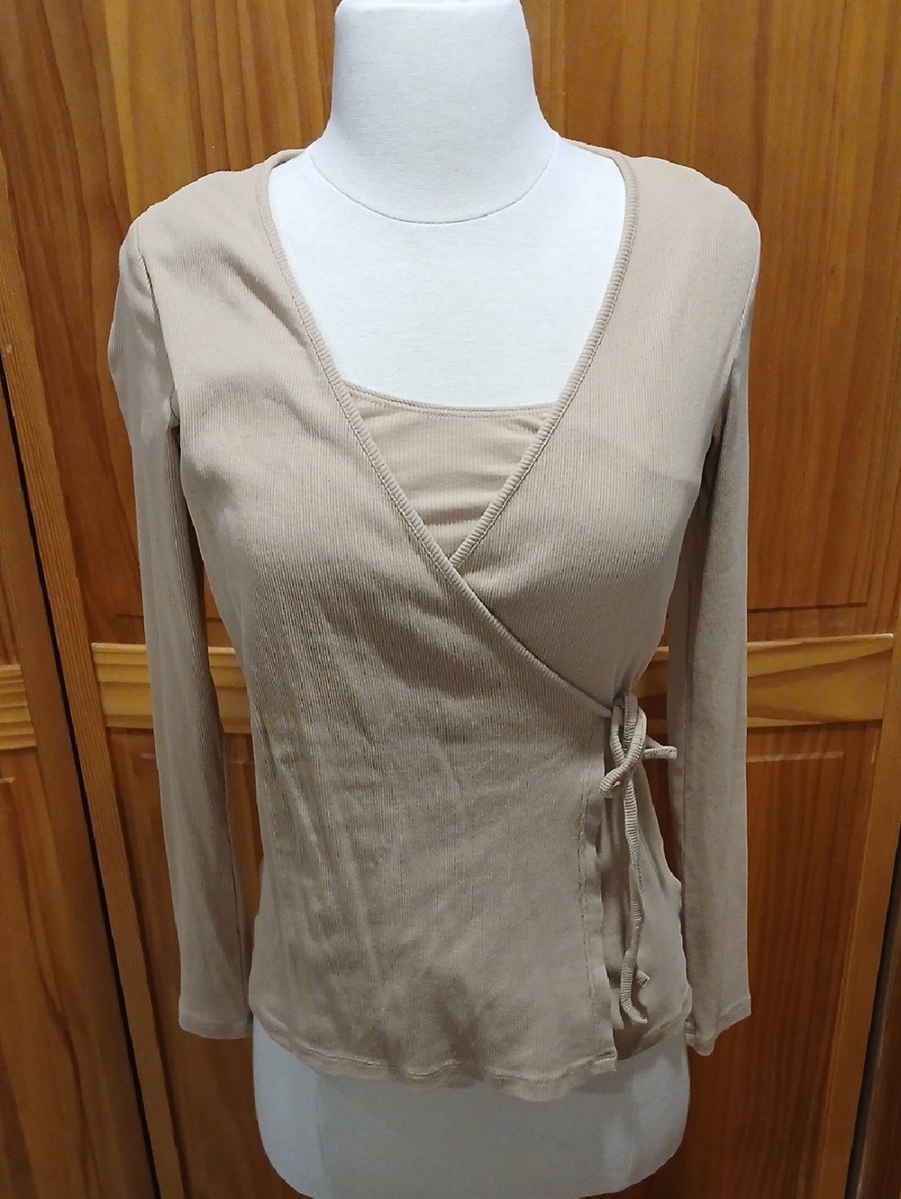 H&M Beige Wrap Tie-Front Long Sleeve Nursing Maternity Top